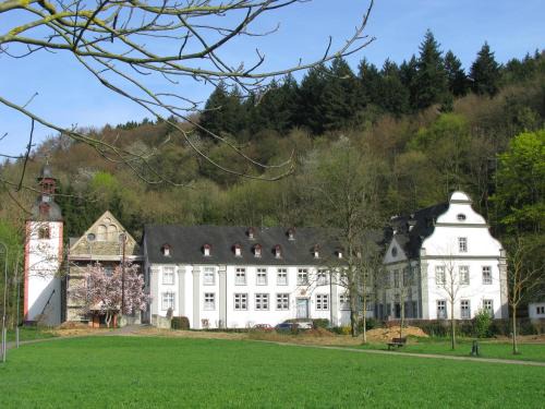 Bendorf Hotel | Gästehaus der Abtei Sayn