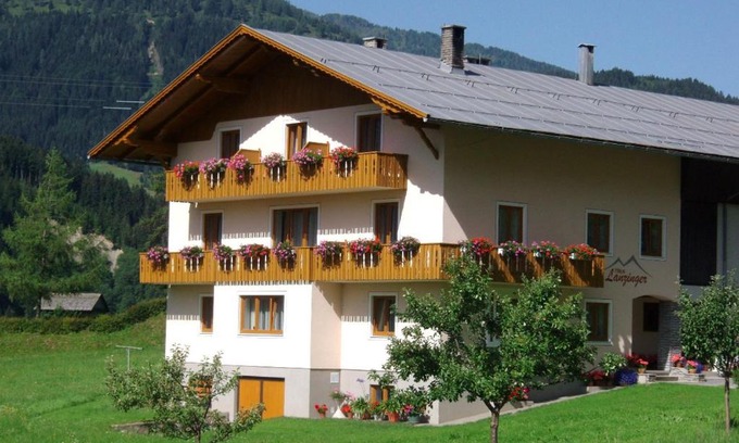 Liesing House | Gästehaus Lanzinger
