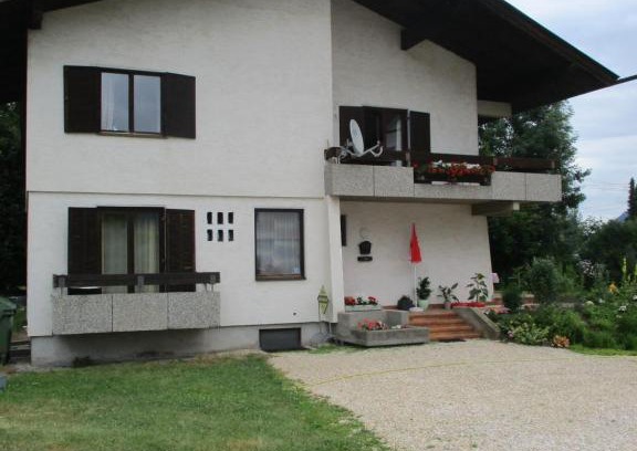 Bodensdorf Bed & Breakfast | Gästehaus Leo