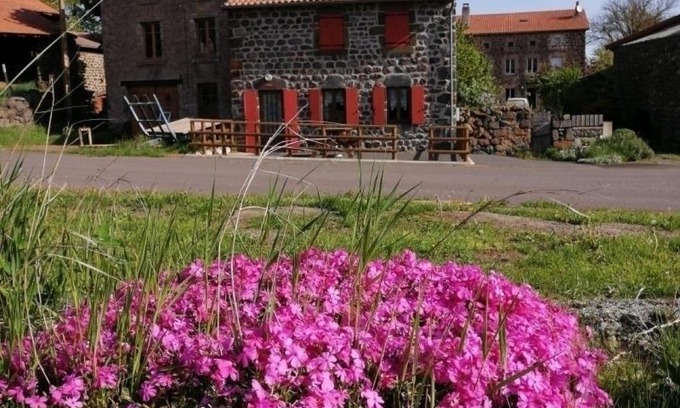Cayres House | Gîte Cayres, 3 pièces, 4 personnes - FR-1-582-312