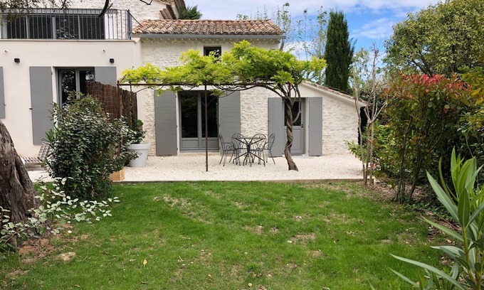 L'Isle-sur-la-Sorgue House | Gîte Dans un Mas Provencal Avec Piscine, 3km du Centre de L'isle-sur-la-sorgue