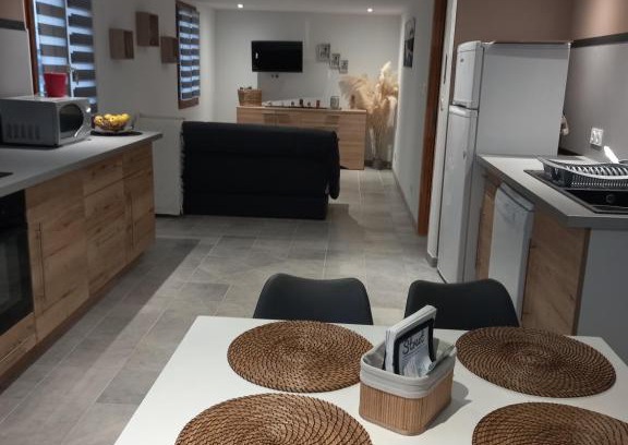 Pende House | Gîte LA FONTAINE DU MARAIS