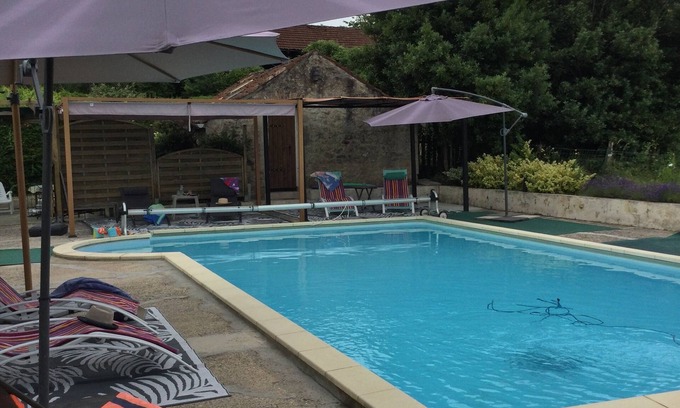 Sainte-Colombe-de-Duras House | Gîte la Grande Ourse 80m2 Avec Piscine au Calme à la Campagne Sans vis à vis