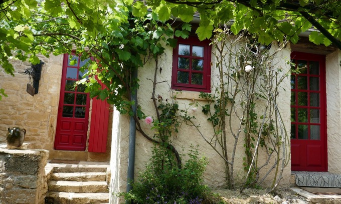 Plazac House | Gîte La Roseraie in Black Perigord