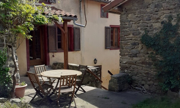 Blesle House | Gîte La Vigne for 8 people in Blesle