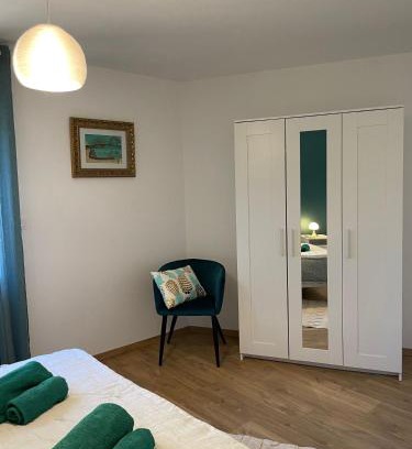 Lacourt-Saint-Pierre House | Gîte Marsau