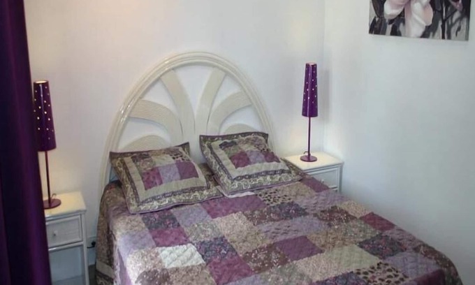 Roquebrune-sur-Argens Cottage | Gîte-Private Bathroom-Gîte Pêche