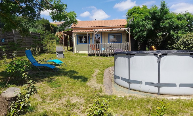 Saint-Paulet House | Gîte Tout Confort Avec Piscine et Jardin Privé à la Campagne