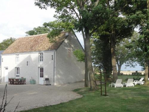 Cravant House | Gîte tranquille avec jardin près de la Loire à vélo, labellisé Tourisme et Handicap - FR-1-590-21