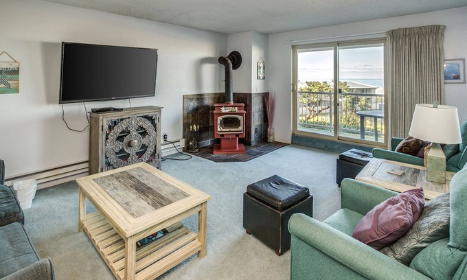 Gearhart Condo | G620 1st floor 2 Bedroom ocean view No Cleaning fees