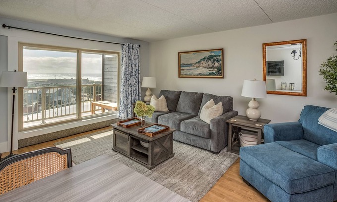Gearhart Condo | G668 1 bedroom 3rd floor, No Cleaning Fees