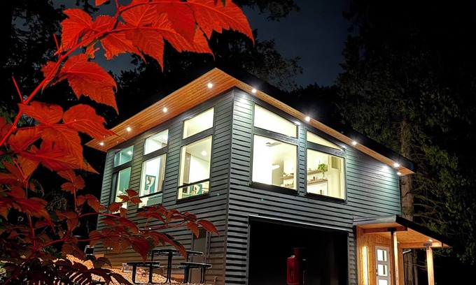 Bellingham House | Galby Getaway - Mountain Biker's Paradise at Galbraith Mt