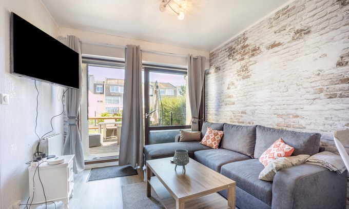 Courseulles-sur-Mer Apartment | Galene - Appt avec jardin à 700 m de la Plage