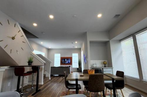 Houston Apartment | Galleria Exquisite Three Story Home Brand New Development