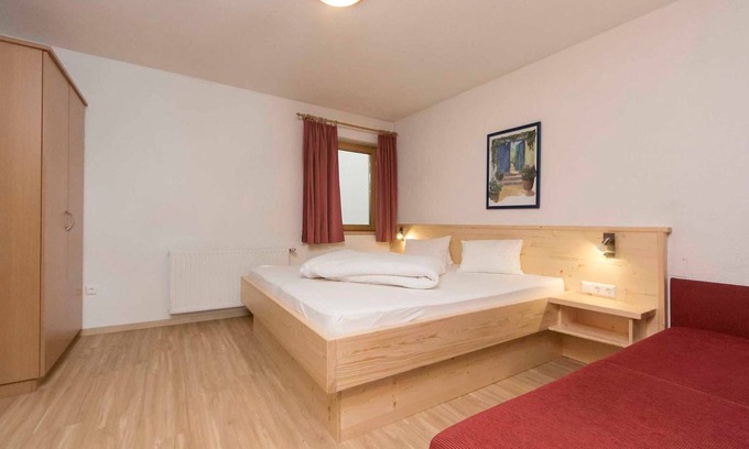 Vergoetschen Apartment | Gallrut up to 8 persons - Apartment house Renate