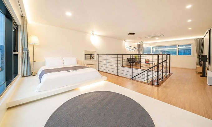 Gapyeong House | Gapyeong Saint21 Pool Villa