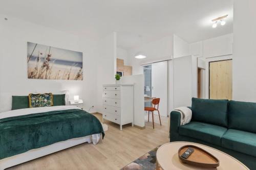 Old Town Apartment | Garden Haven Studio in Old Town