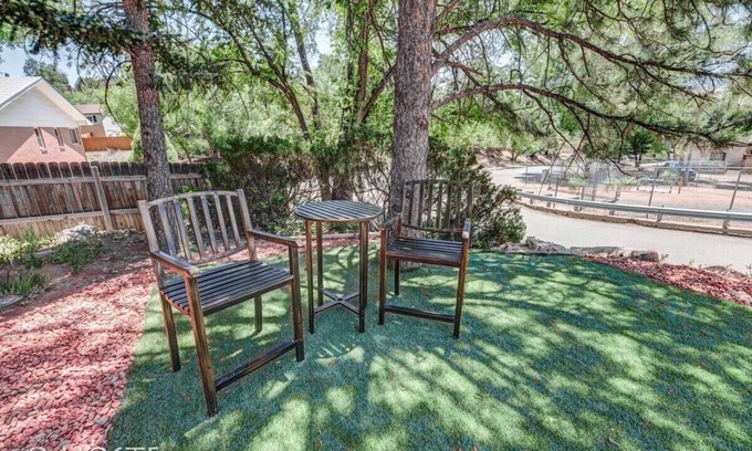 West Colorado Springs House | Garden of The Gods! Top Spot Hot Tub Pet Friendly