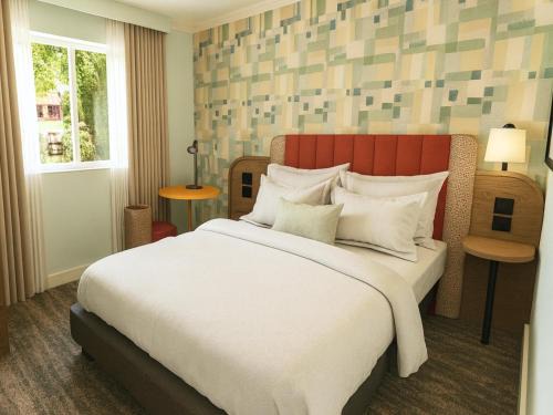 Acocks Green Hotel | Garner Hotel Birmingham South East by IHG