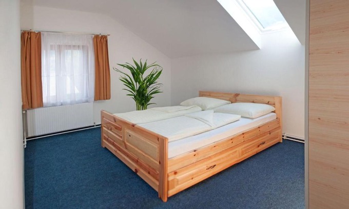 Spittal an der Drau Hotel | Gasthaus Pension Goldeck