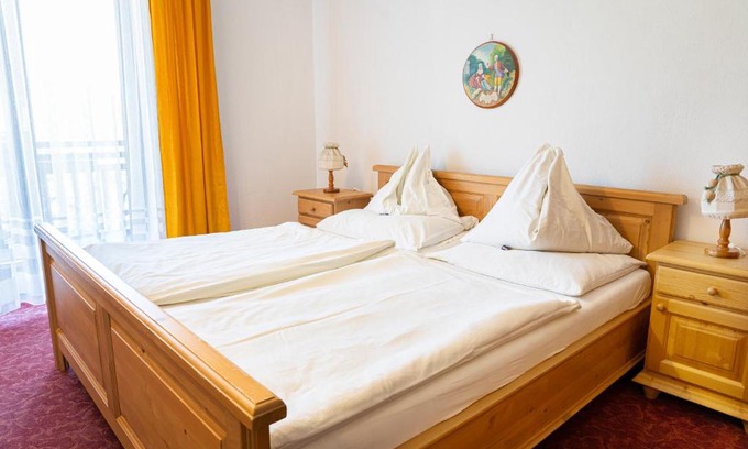 Raach am Hochgebirge Hotel | Gasthof Diewald