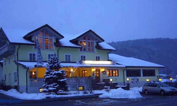 Obernzell Hotel | Gasthof Hotel zur Post