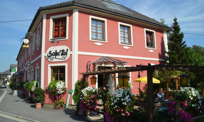 Bad Waltersdorf Hotel | Gasthof Safenhof