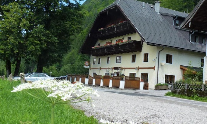Faistenau House | Gasthof Steinbräu