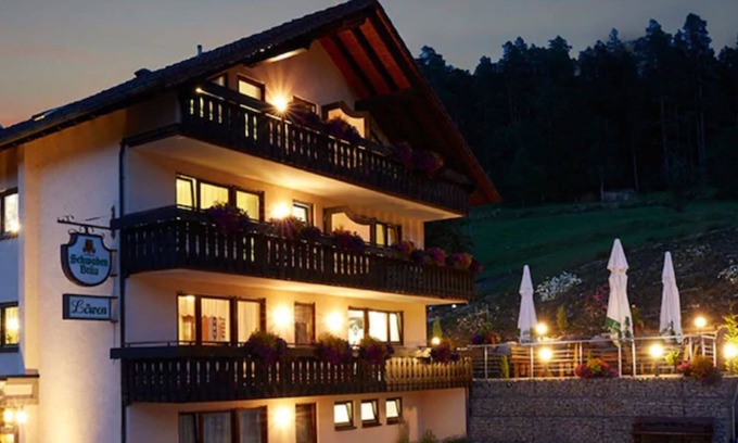 Enzklosterle Hotel | Gasthof zum Löwen Enzklösterle