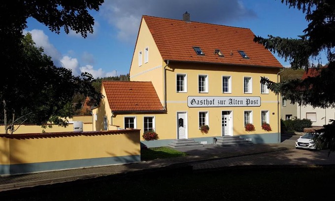 Wimmelburg Bed & Breakfast | Gasthof zur Alten Post