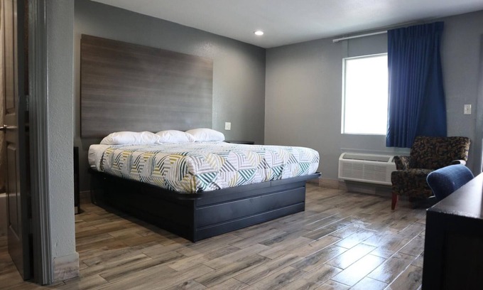 Tulsa Hotel | Gateway Motor Inn