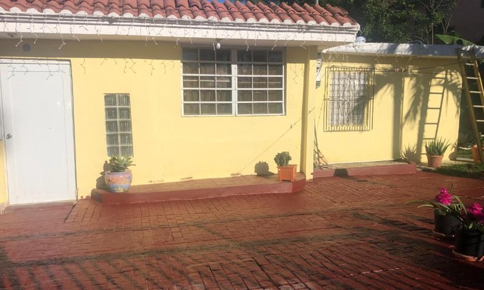 Quemados House | Gavidias Guest House