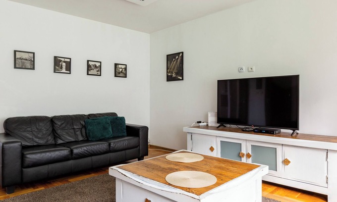 Gdynia Apartment | Gdynia Główna Spacious Apartment