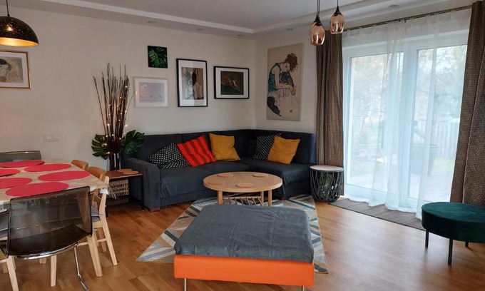 Vilnius city municipality House | Gelvadiskes Forest