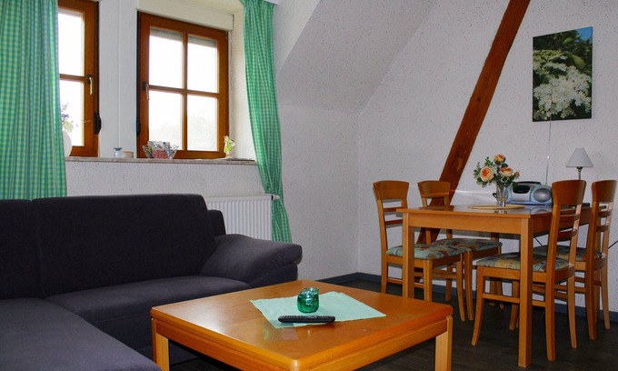 Volkach Apartment | Gemütliche 55qm Ferienwohnung mit komplett ausgestatteter Küche, Haustiere auf Anfrage erlaubt