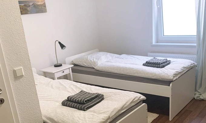 Emden Apartment | Gemütliches Gästezimmer in Emden , Doppelzimmer, 20qm, 2 Person