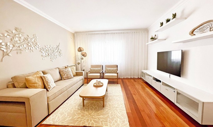 Cascais Apartment | Gem of Cascais: Upscale Quiet Home w/DT Access