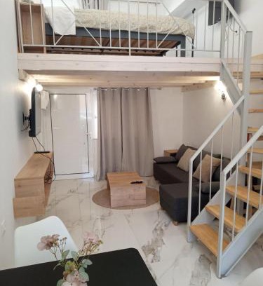 Corfu Town Apartment | George and Helen's Studio