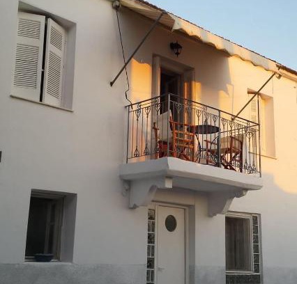 Pylos House | George's Traditional House