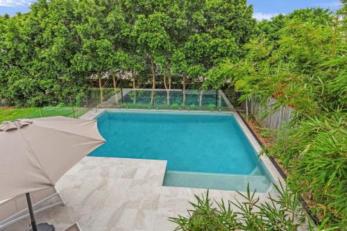 Alexandra Headland House | GEORGE8- THE ULTIMATE, FAMILY BEACH HOUSE!