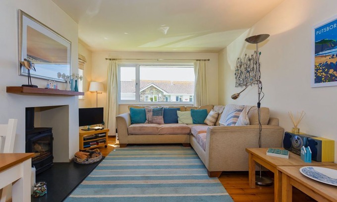 Georgeham Apartment | GEORGEHAM SEASCAPE COTTAGE | 2 Bedrooms | Georgeham | Sleeps 4