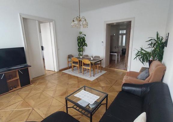 Schottenfeld Apartment | Gerald`s Apartment 12