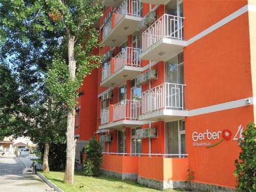 Sunny Beach Apartment | Gerber 4 Residence