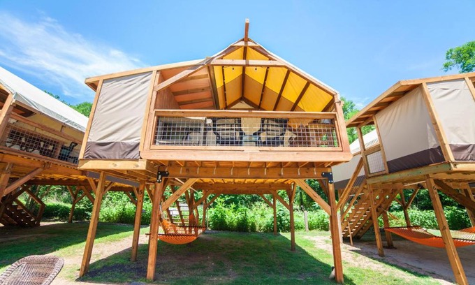 Seguin House | Geronimo Creek Retreat Getaway Cabin #4