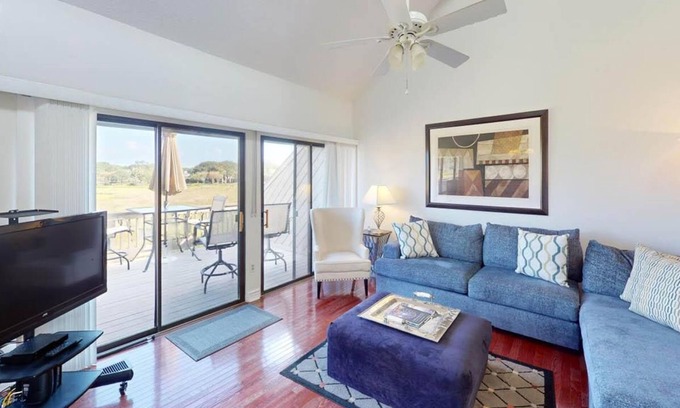 Litchfield by the Sea Villa | Getaway to the Beach 2 Bdrm Villa with Amenities