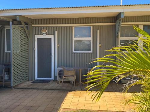 Exmouth Villa | Getaway Villas Unit 385