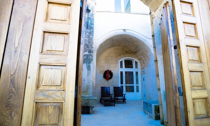 Sasso Caveoso House | Giardini di Pietra