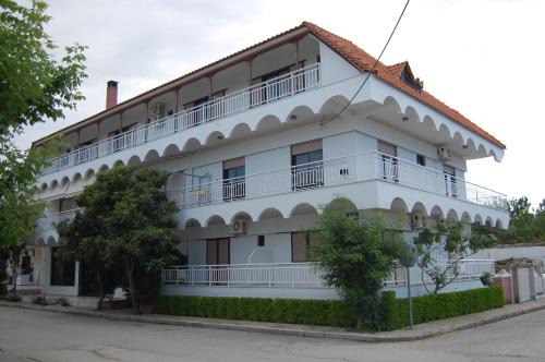Asprovalta Apartment | Giorgos Apartments Square