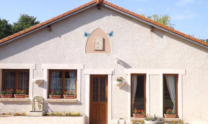 Courrieres House | Gite - 2 persons "L'éclosion des Papillons