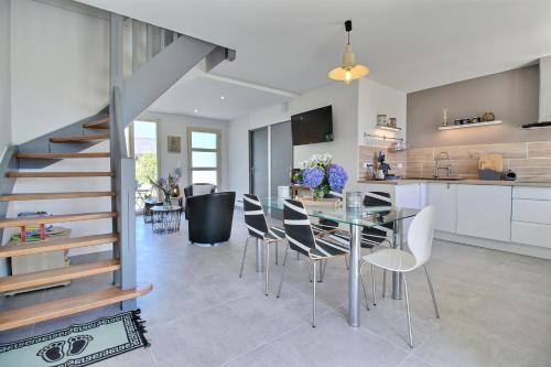 Ferel House | GITE ARC EN CIEL VERT